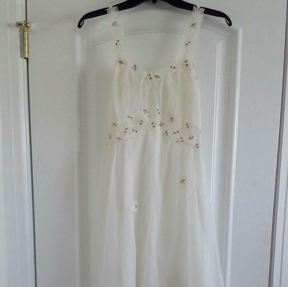 Vintage White Floral Dress